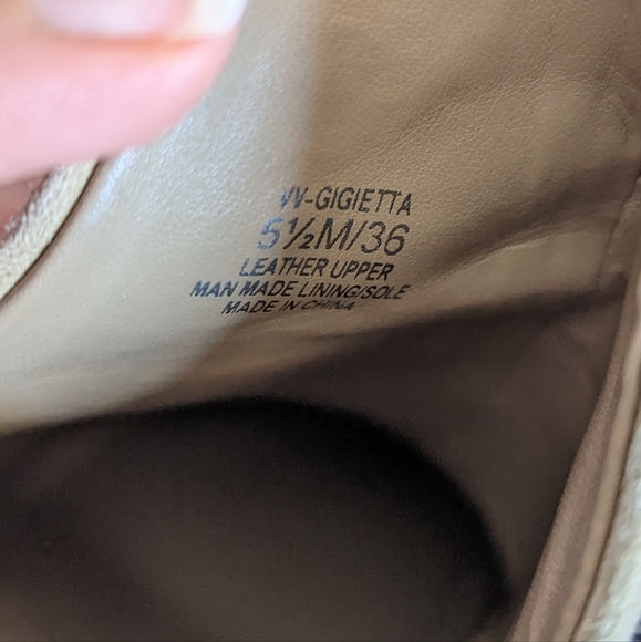 Vince Camuto Gigietta Booties - Picture 8 of 8